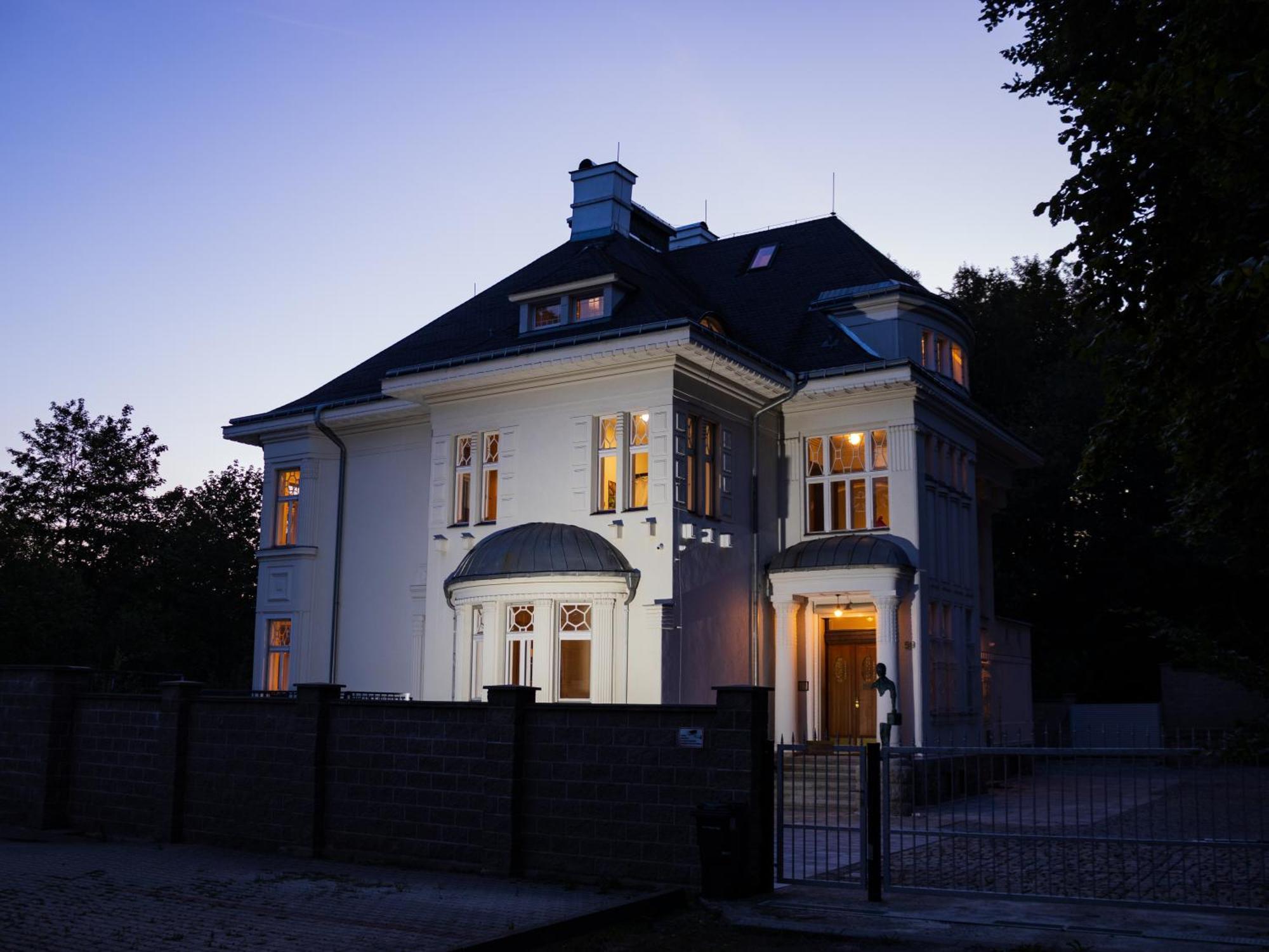Ertlova *